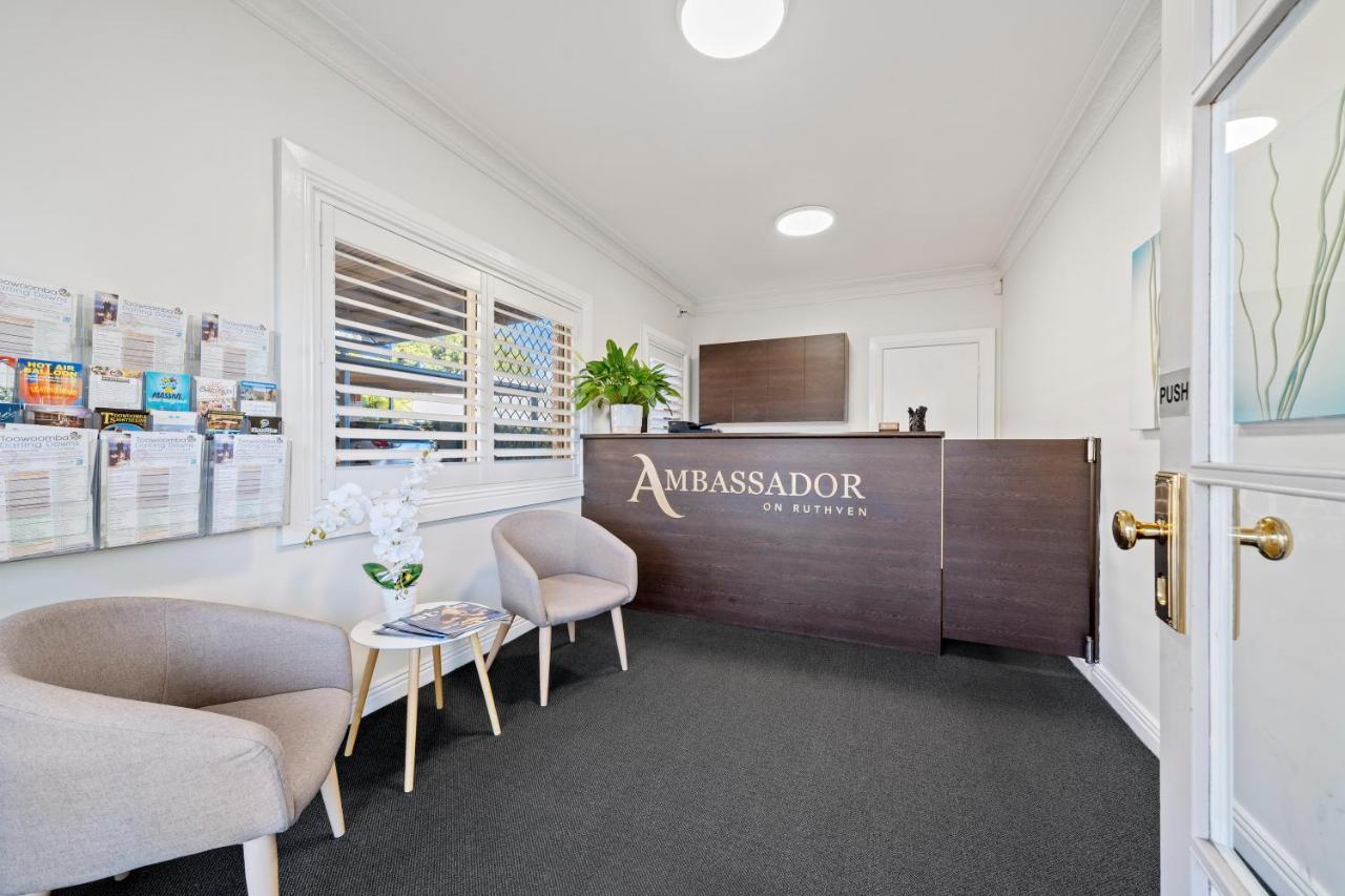 Ambassador On Ruthven Motel Toowoomba Exterior foto