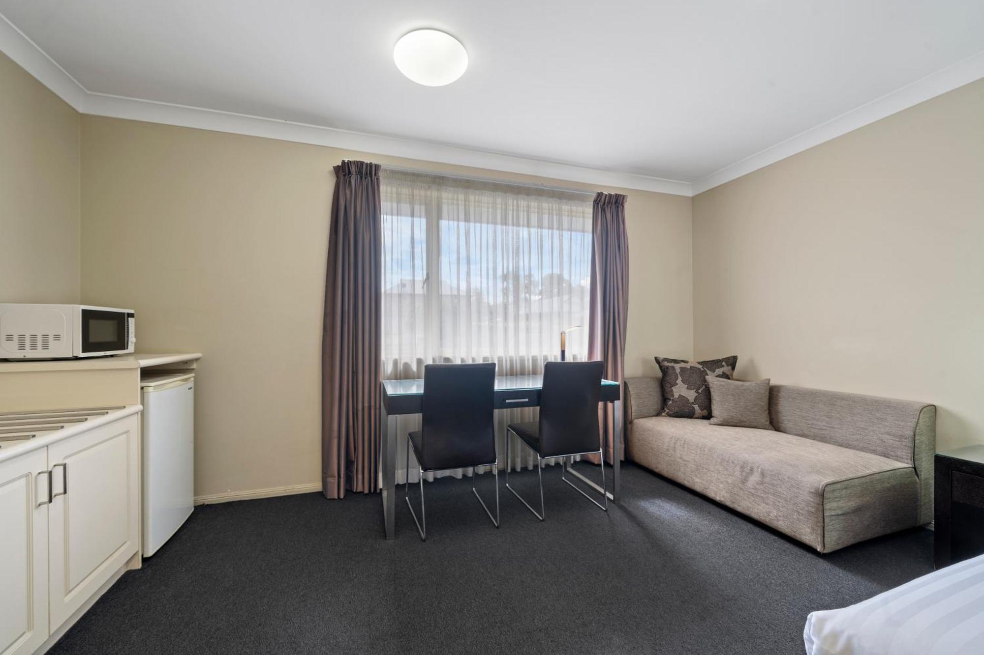 Ambassador On Ruthven Motel Toowoomba Quarto foto