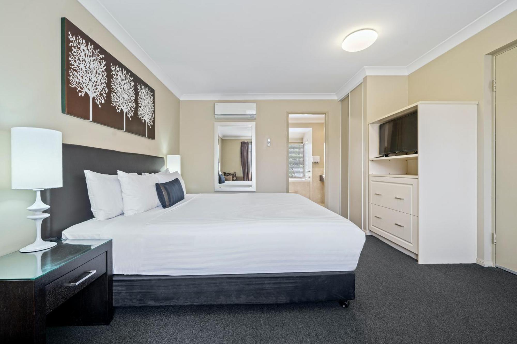 Ambassador On Ruthven Motel Toowoomba Quarto foto