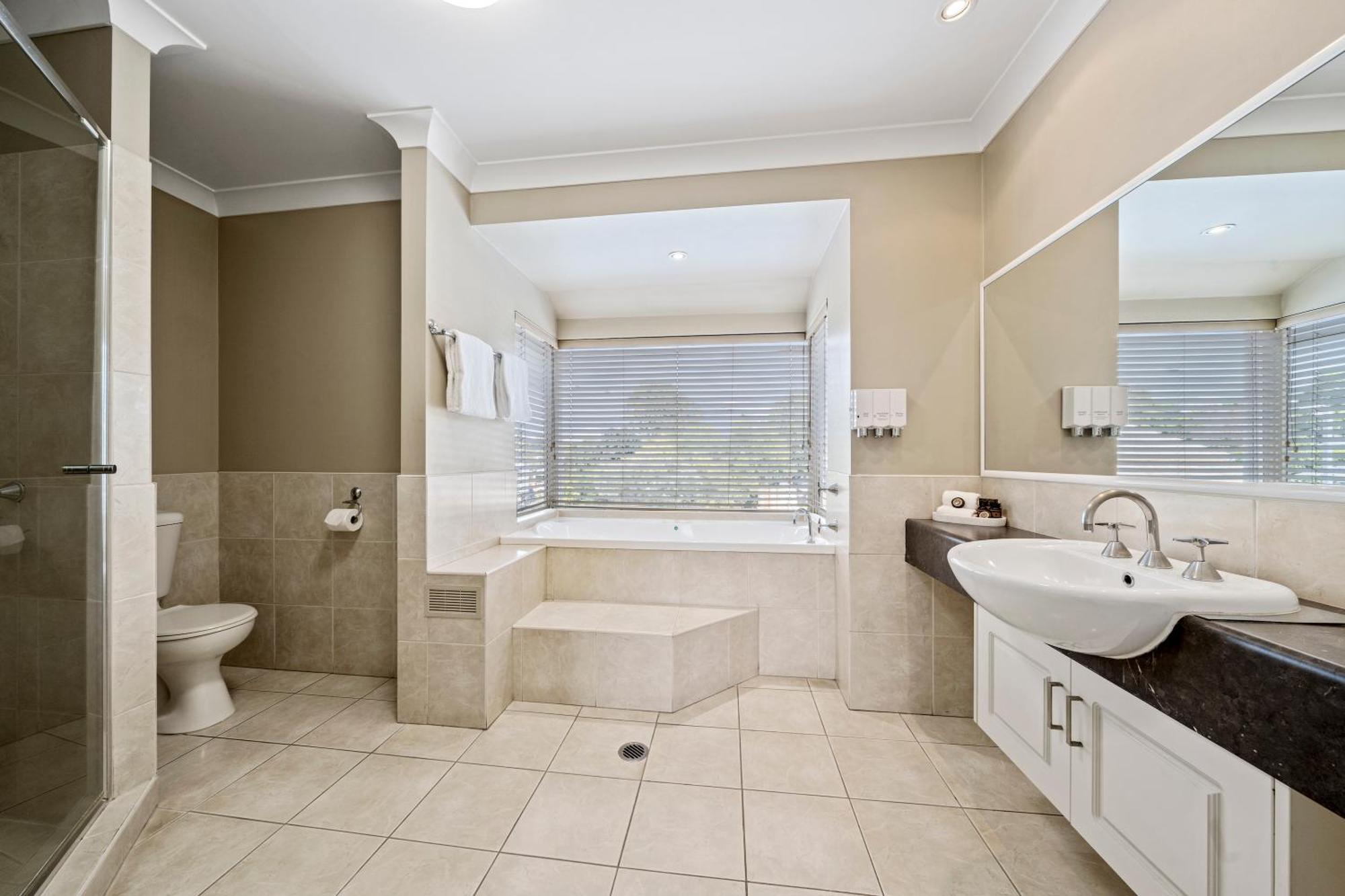 Ambassador On Ruthven Motel Toowoomba Quarto foto